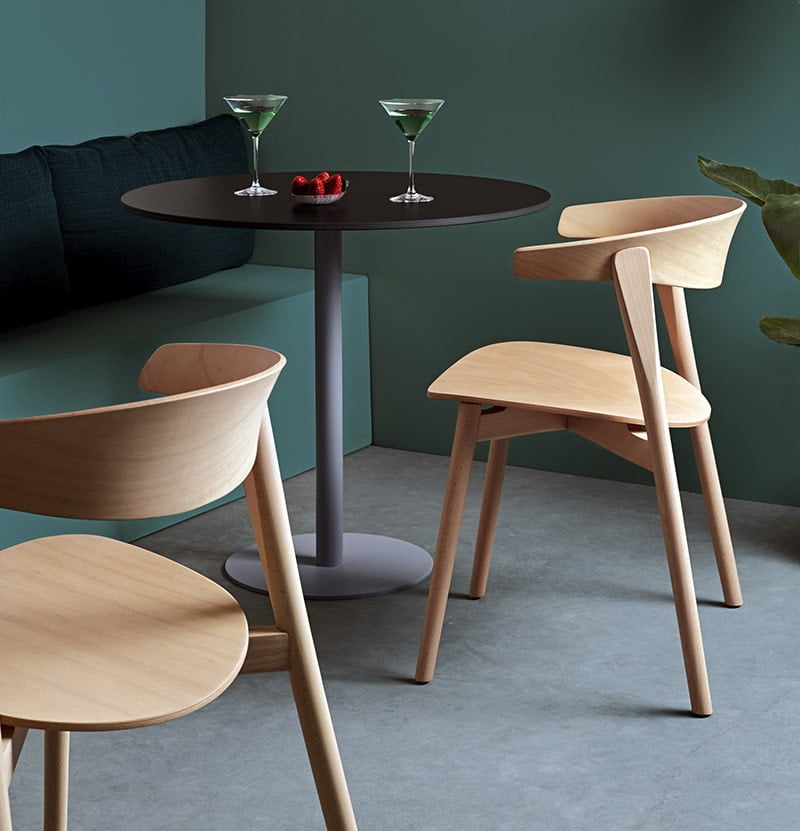 Basic Table con base y tapa circular - Imagen 2
